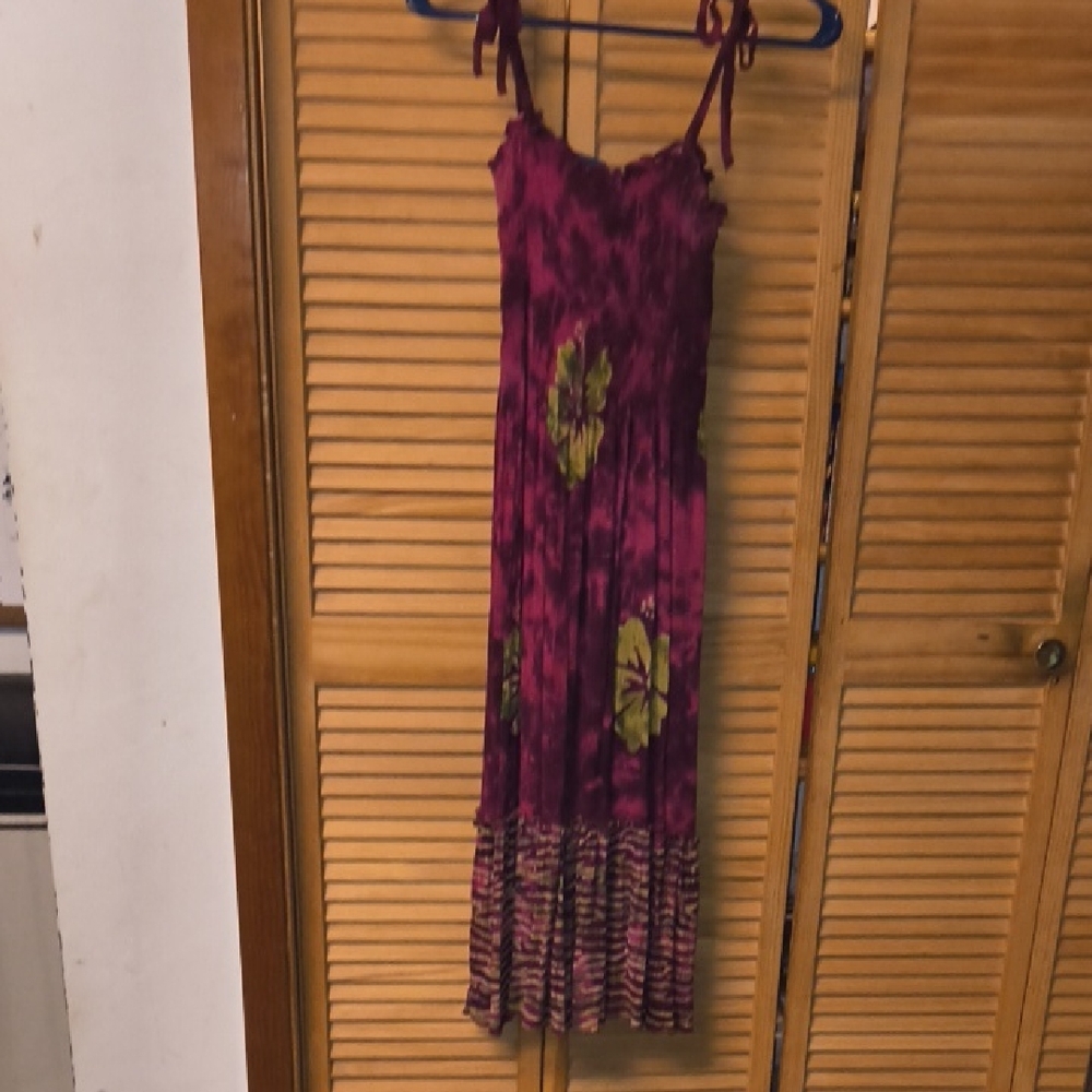 Kisses & Hugs Brand Vibrant Burgundy Tie-Dye Maxi Dress W/Straps That Tie-NWOT